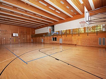 Turnhalle Pranives